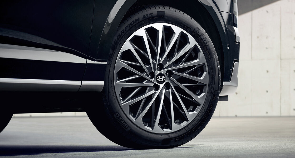 21-inch-alloy-wheels